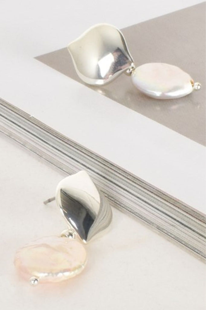 Adorne Button Top Pearl Drop Earrings | Silver_Silvermaple Boutique