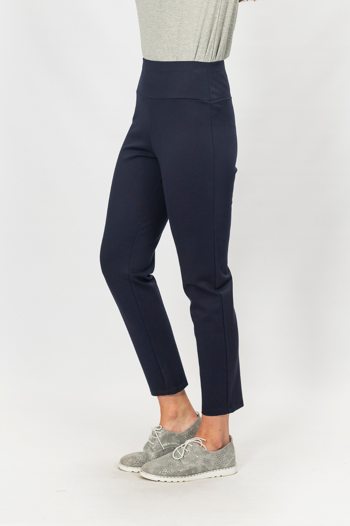 Maglia Ponte Pull on Pant | Navy Silvermaple  Boutique 
