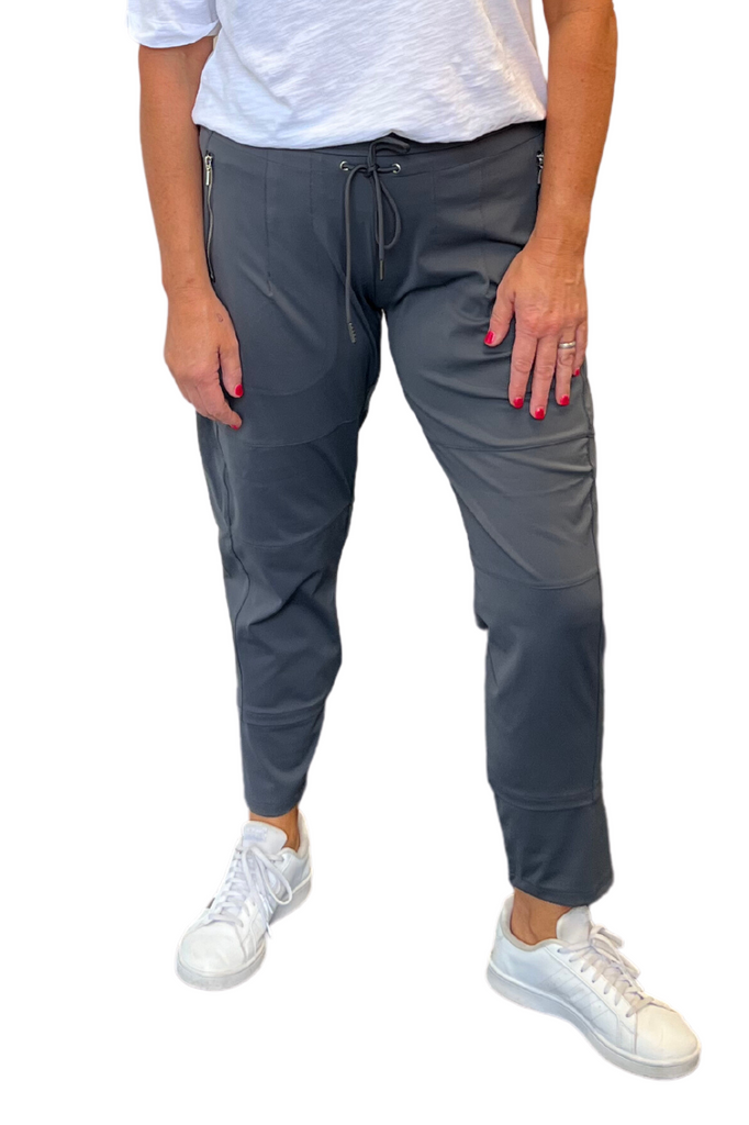 New London Jeans Johnby Jogger | Charcoal  Silvermaple Boutique 