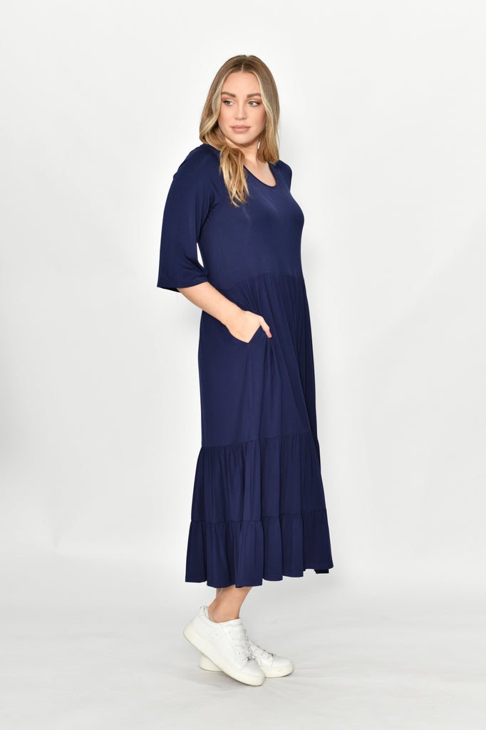 CALi&Co Tiered Jersey Long Dress | Navy_Silvermaple Boutique